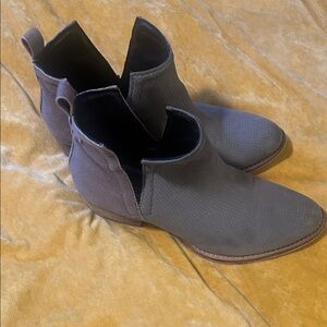 Diba perforated leather/canvas gray ankle booties